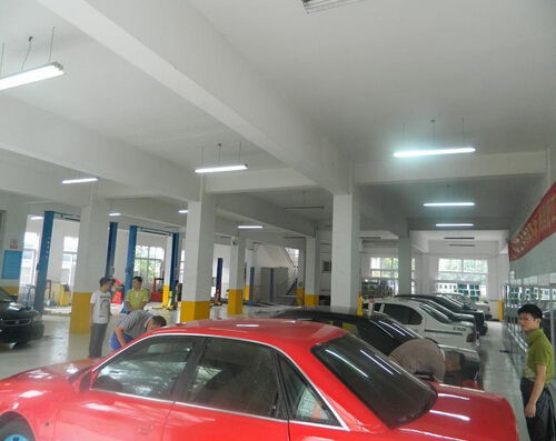汽車美容裝潢學?！鞍甲C”服務解析 機遇與挑戰并存